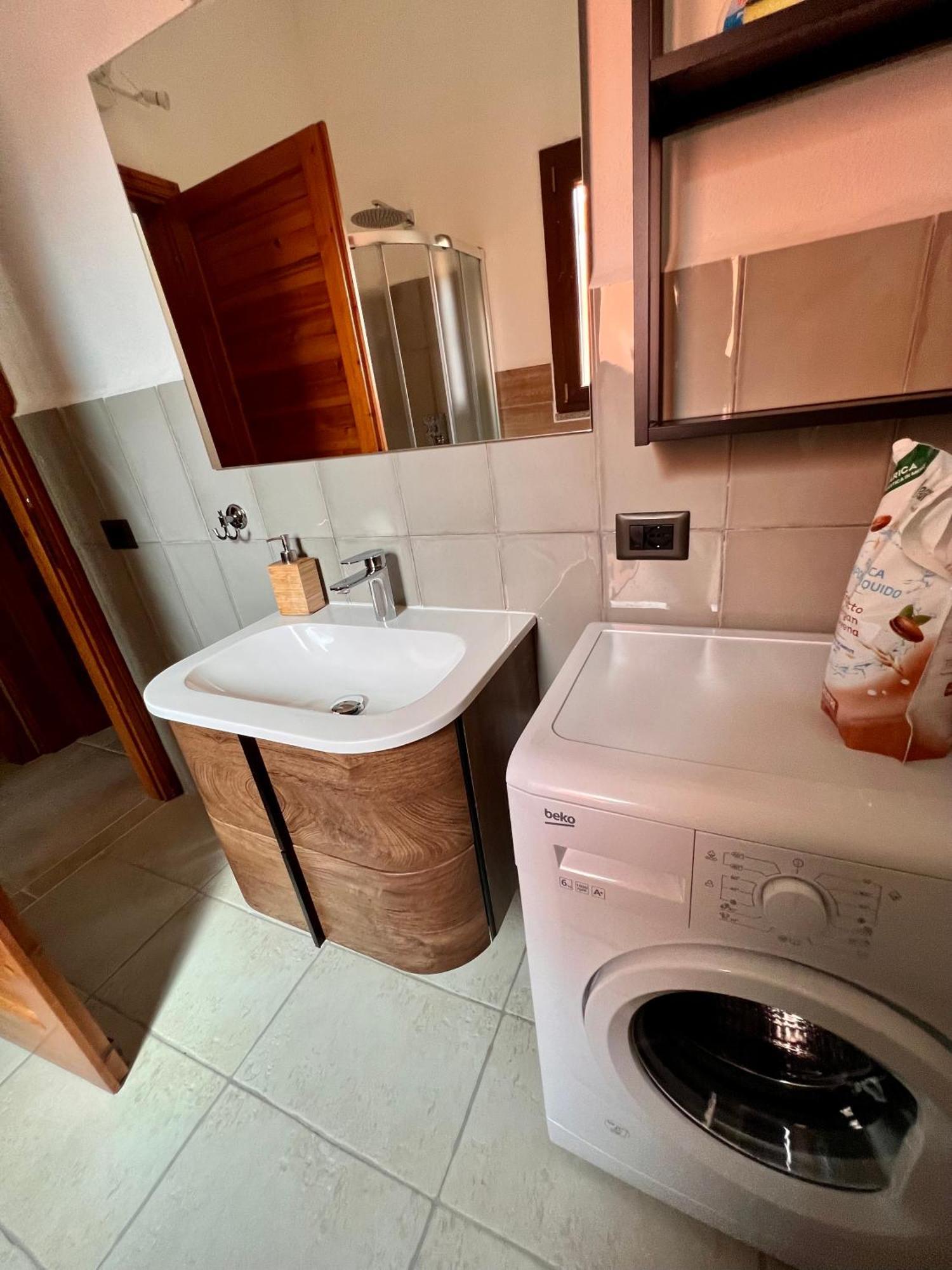Villetta la Cinta San Teodoro  Esterno foto